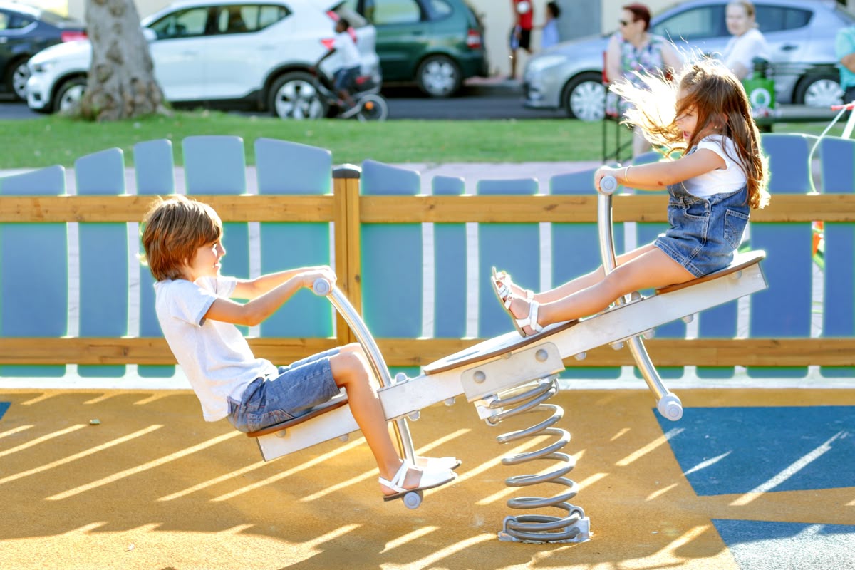 A legjobb játszótéri játékok és eszközök gyerekek számára